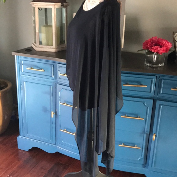 HAUTE HIPPIE-Acemetrically top gorgeous never worn - Picture 2 of 5